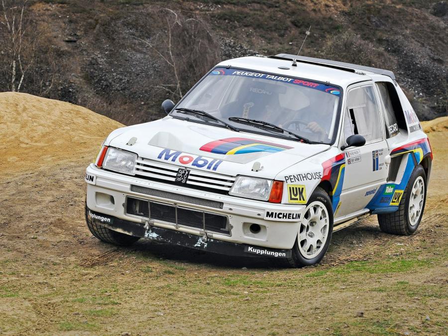 Peugeot 205 T16 Rally Car '1984